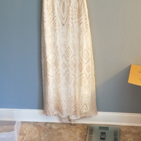 Marina full length formal gown - Picture 2 of 6